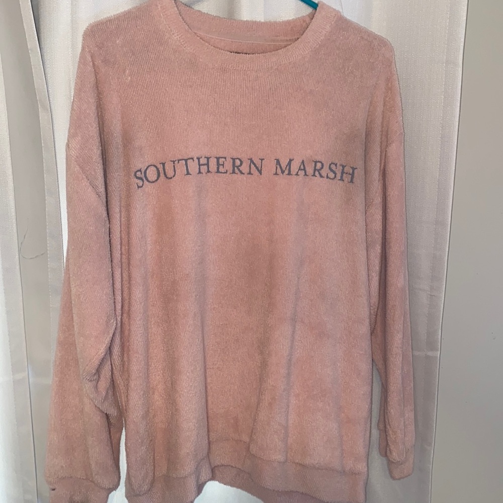 Southern marsh crew neck💖 more like a salmon color💖